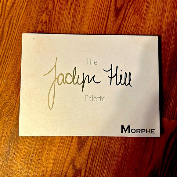 Eyeshadow palette - Picture 1 of 5